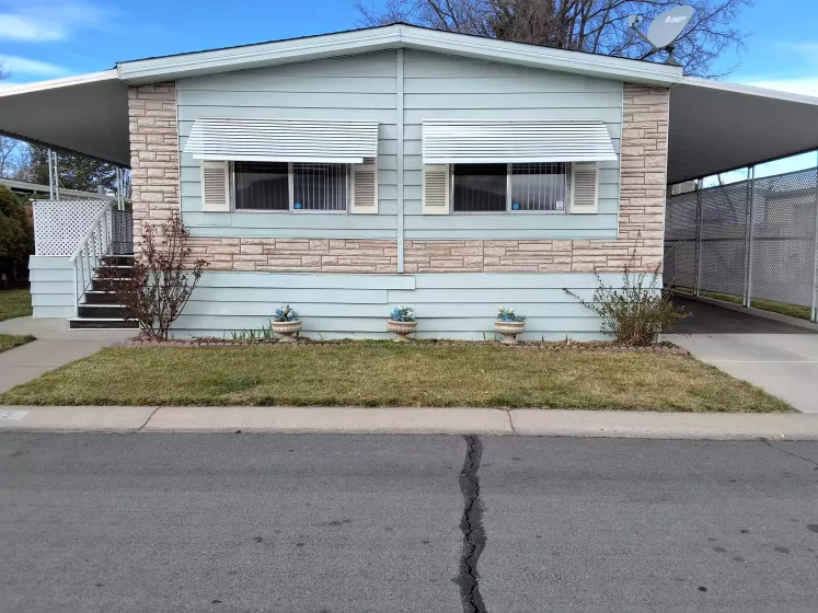 675 Parlanti Ln, Sparks, Nevada 89434, 2 Bedrooms Bedrooms, 9 Rooms Rooms,2 BathroomsBathrooms,Manufactured,Residential,Parlanti,250003306